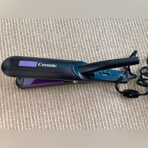 Hot Tools Professional Ceramic Tourmaline Flat Iron 170 watts Model 1199